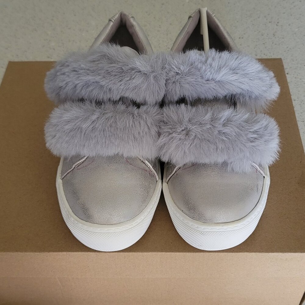 Dirty Laundry Shimmer Silver Fur Sneakers (Size 8)🔥NWT